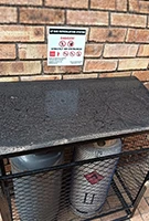 dual gas bottle in outdoor cage 135x200